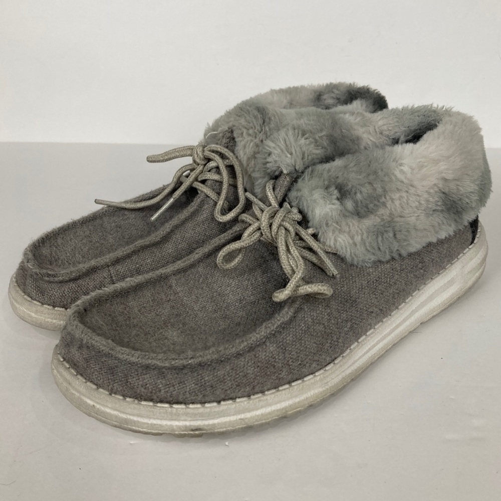 Hey Dude Shoes Women’s Size 10 Gray Sunset Smoke Soft Fur Lined Britt Booties